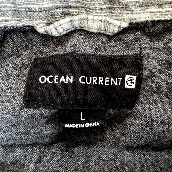 Ocean Current Marled Gray Button Down Shirt - Picture 4 of 5